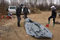 Надувание лодки Надувание лодки