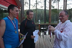 Награждение команды «Без насосов» (III место) Награждение команды «Без насосов» (III место)