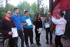 Награждение команды «Слономышь» (II место) Награждение команды «Слономышь» (II место)