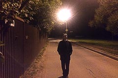 Дмитрий Булавинов и адресная табличка «ул. Восстановления, 10» Дмитрий Булавинов и адресная табличка «ул. Восстановления, 10»
