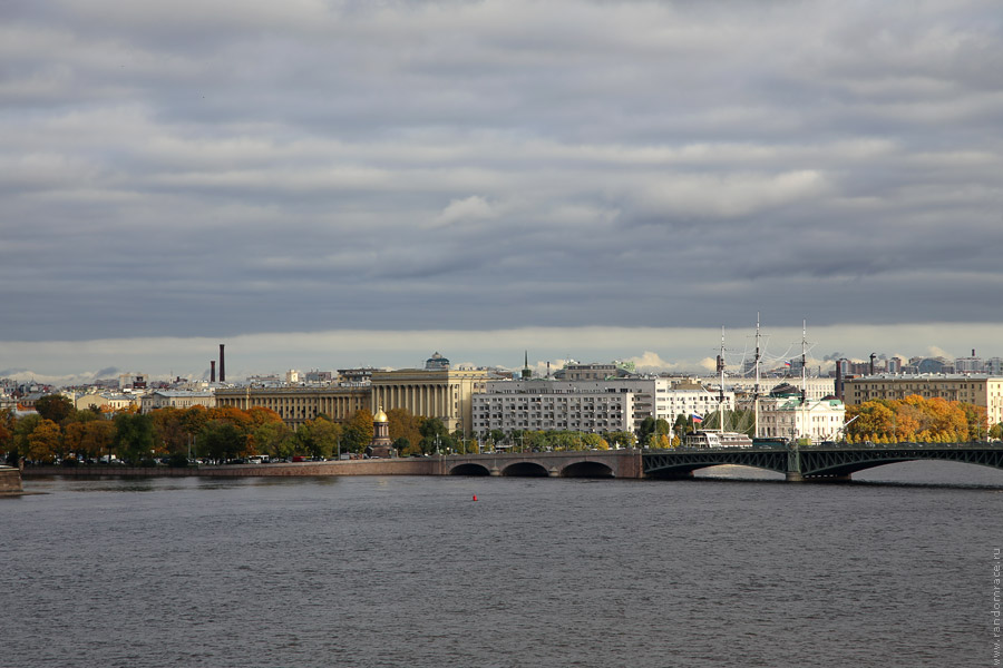 Троицкая площадь и Троицкий мост Троицкая площадь и Троицкий мост
